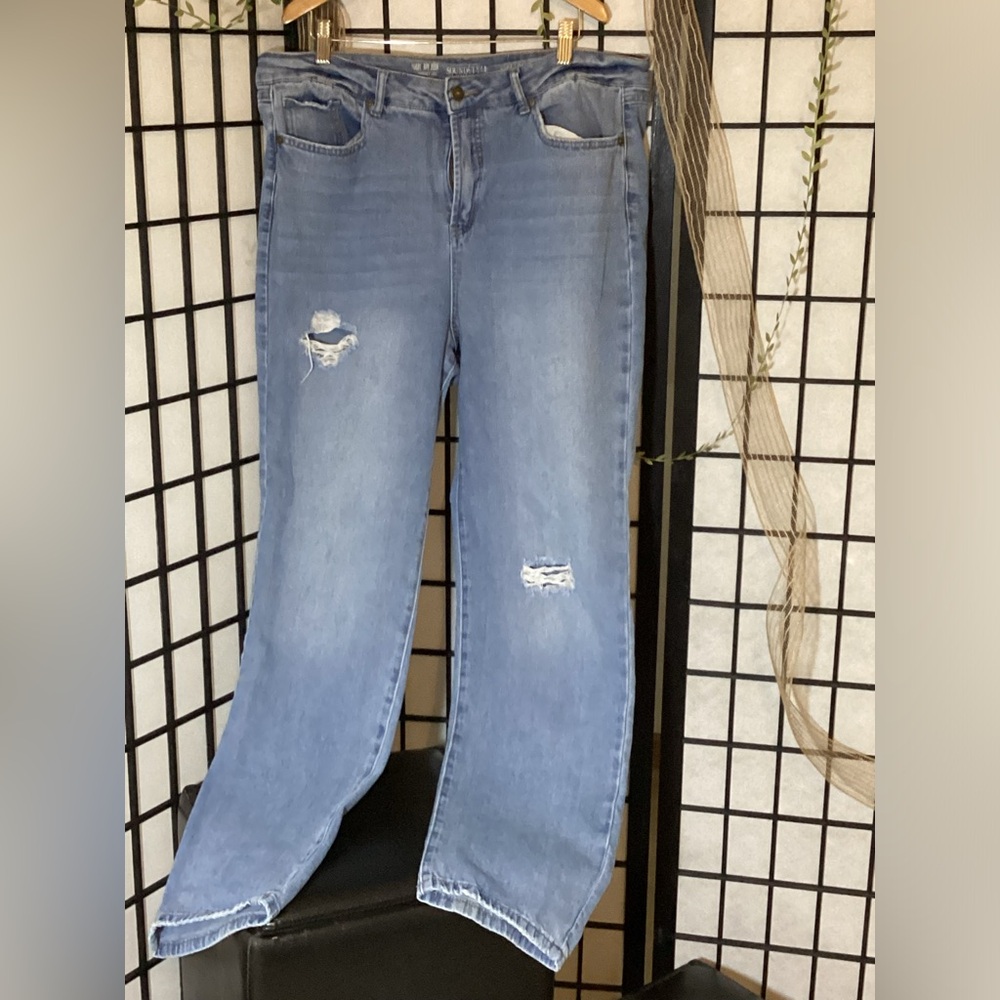 Sound Style Bobby Boy Jeans Straight Legs High Rise - PERFECT CONDITION!